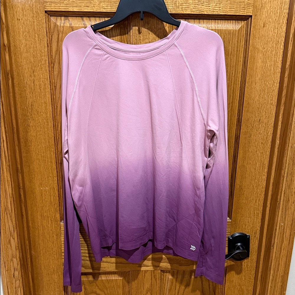 All in Motion Women's Pink to Purple Ombre Long Sleeve Top. Size XXL